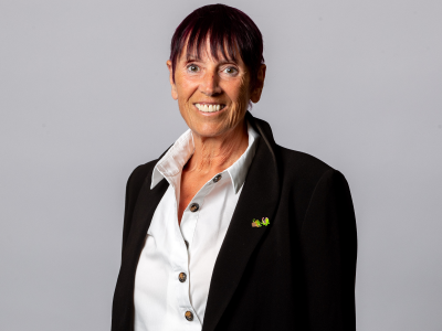 Headshot Chris wiley councillor in suit jacket and white shirt
