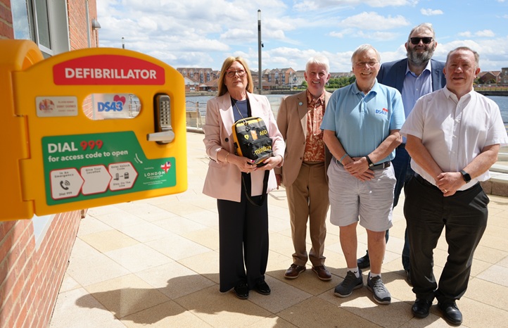 (Left-right): Pam Shurmer, Councillor Rob Darby, Bill Shurmer, Councillor Mike Young and Ian Gray, Hartlepool Borough Council's Leisure Operations and Development Manager.