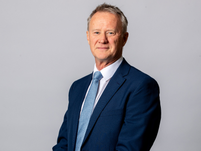 Headshot Nick anderson councillor in suit